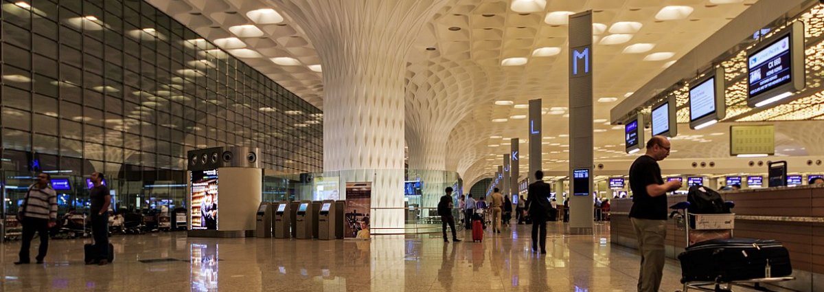 1200px-Mumbai_03-2016_114_Airport_international_terminal_interior13-lg.jpg